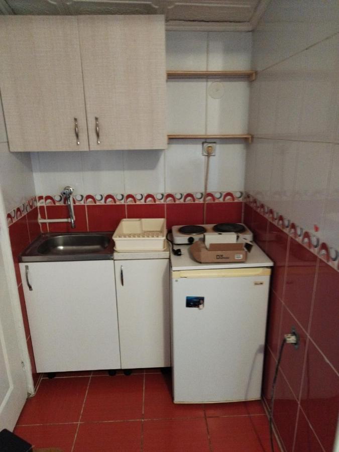 Small Apartment Private Bathroom Strong Wi-Fi Белград Екстер'єр фото