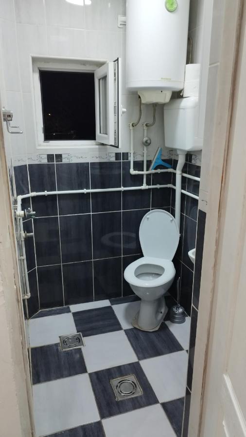 Small Apartment Private Bathroom Strong Wi-Fi Белград Екстер'єр фото